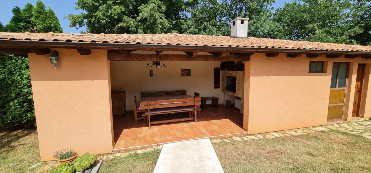 Sunny Garden Villa With Pool Loborika Εξωτερικό φωτογραφία